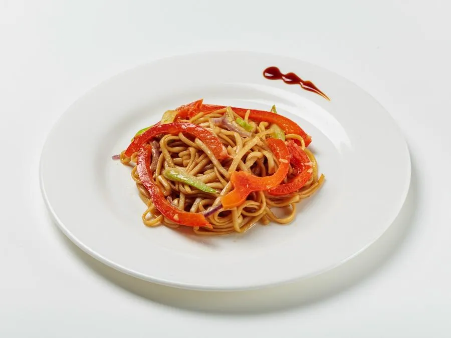 УДОН с овощами  (пор 240гр)